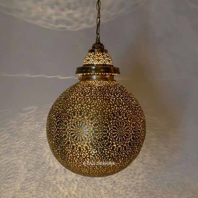 Lightining Hanging