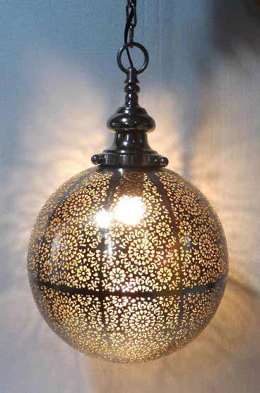 Lightining Hanging